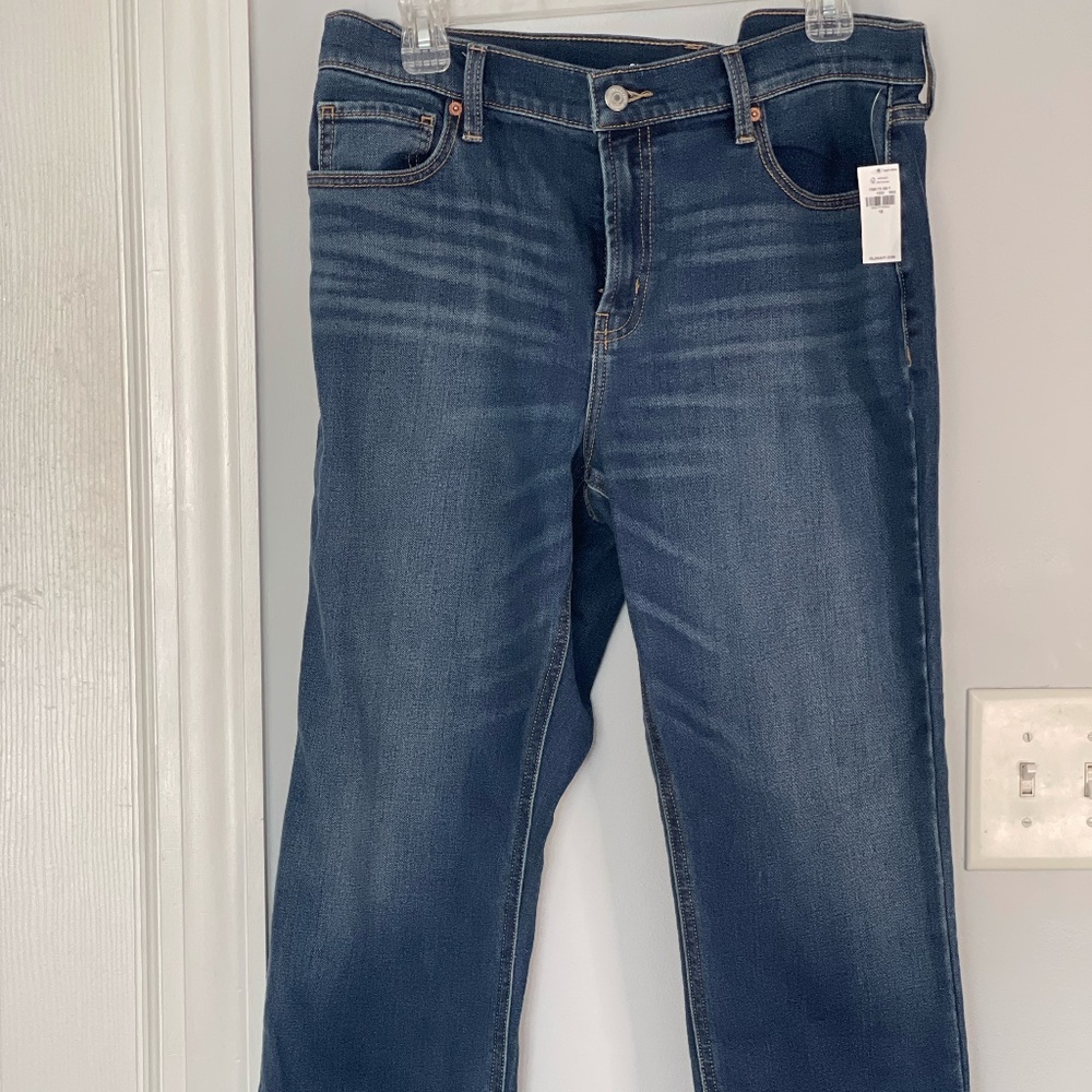 Old Navy Mid-Rise Boyfriend Jeans